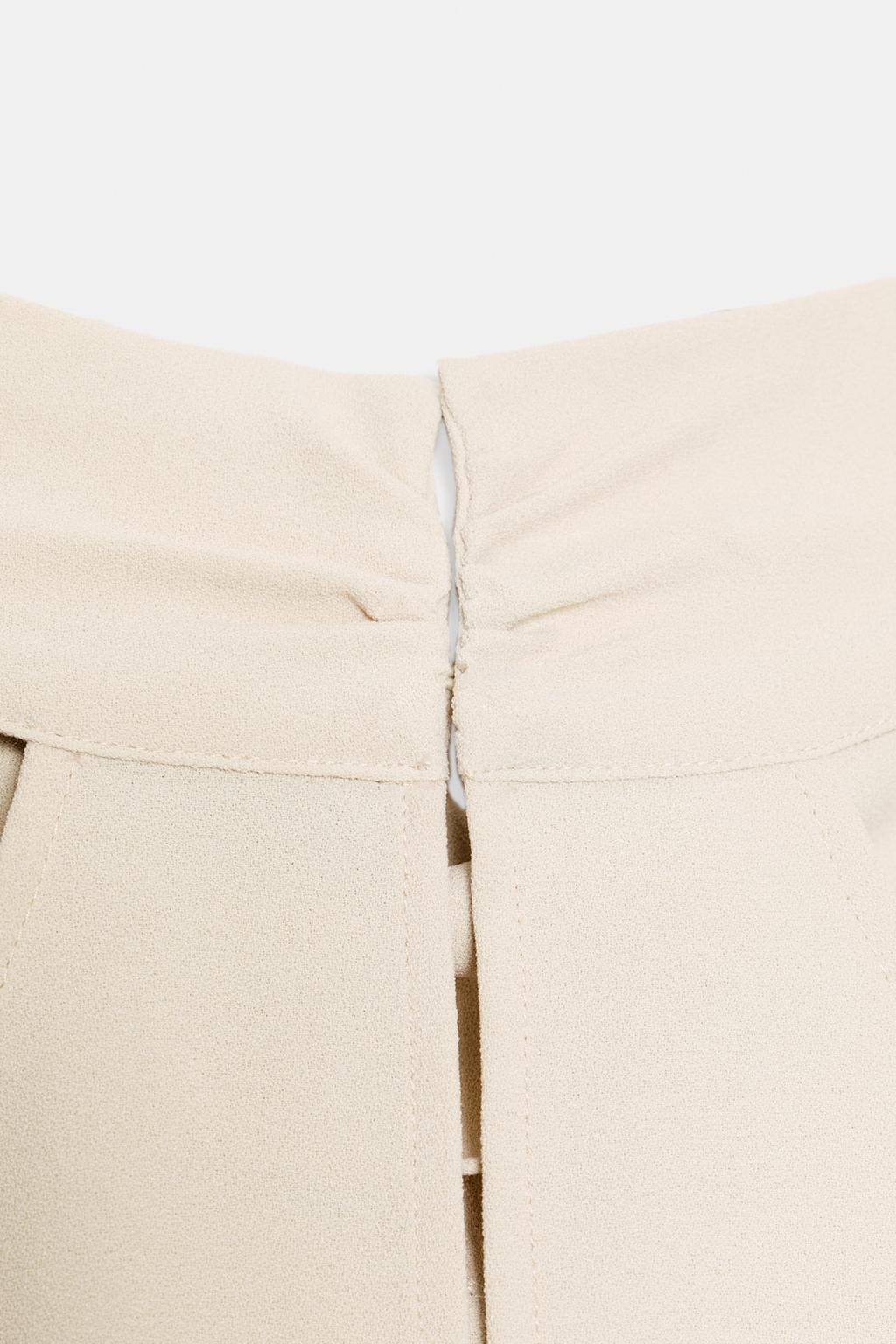 ТОП С ГОРЛОВИНОЙ ХАЛТЕР И БУСИНАМИ