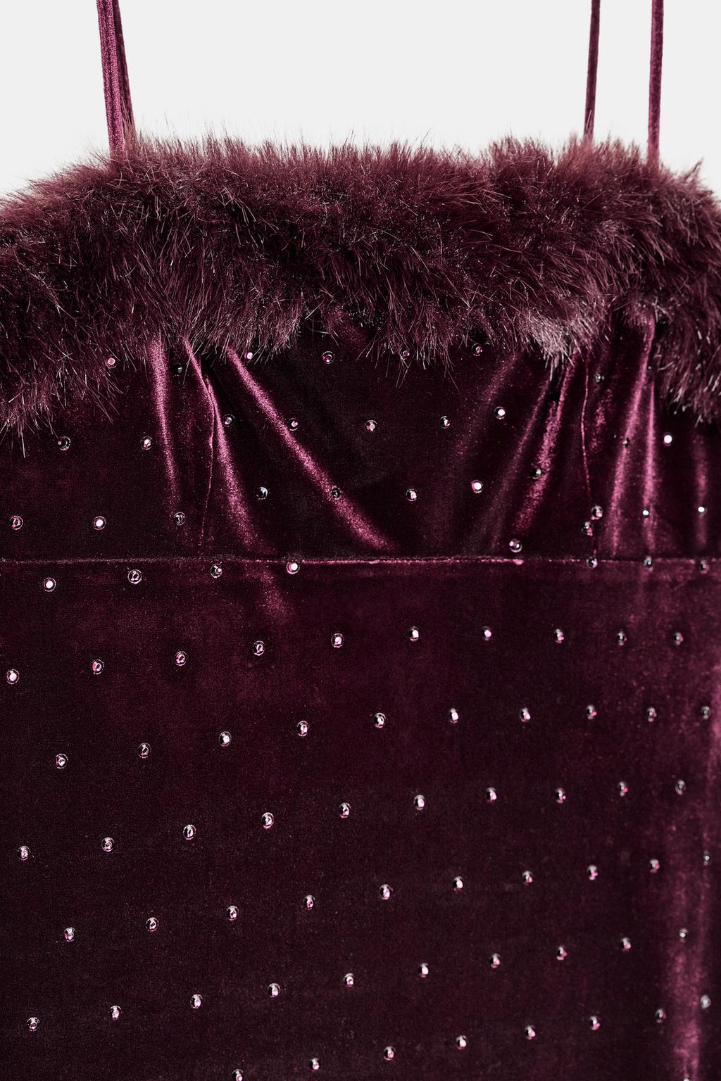 БАРХАТНОЕ ПЛАТЬЕ МИДИ С БУСИНАМИ И ВОРСИСТЫМ ЭФФЕКТОМ