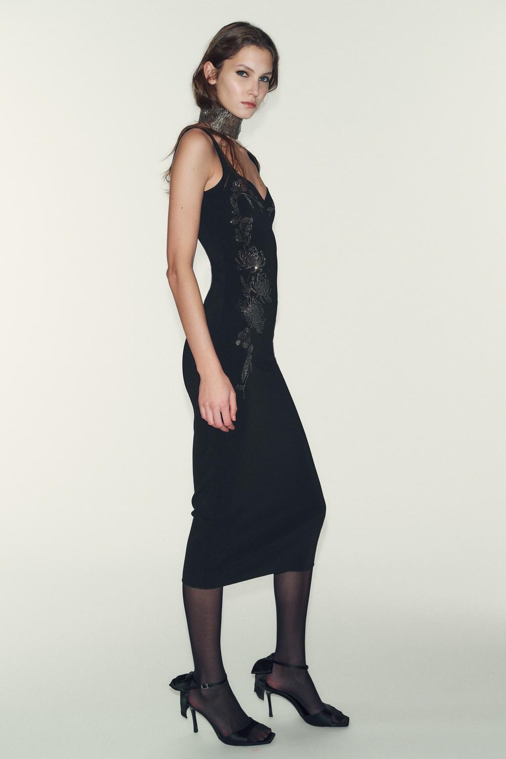 ПЛАТЬЕ МИДИ ИЗ ЭЛАСТИЧНОЙ ТКАНИ СО СТРАЗАМИ