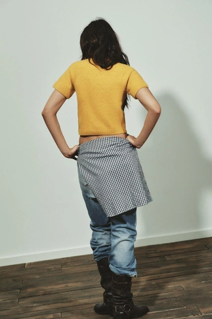 Свитер из мягкого трикотажа с короткими рукавами- Заказать в России