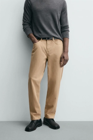 Джинсы классического кроя с эффектом потертости- Заказать в России