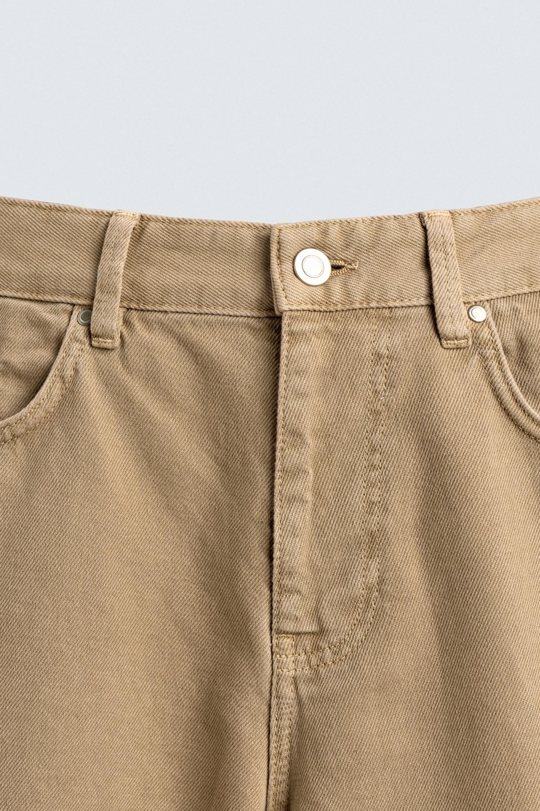 Джинсы регулярного кроя в стиле потертостей