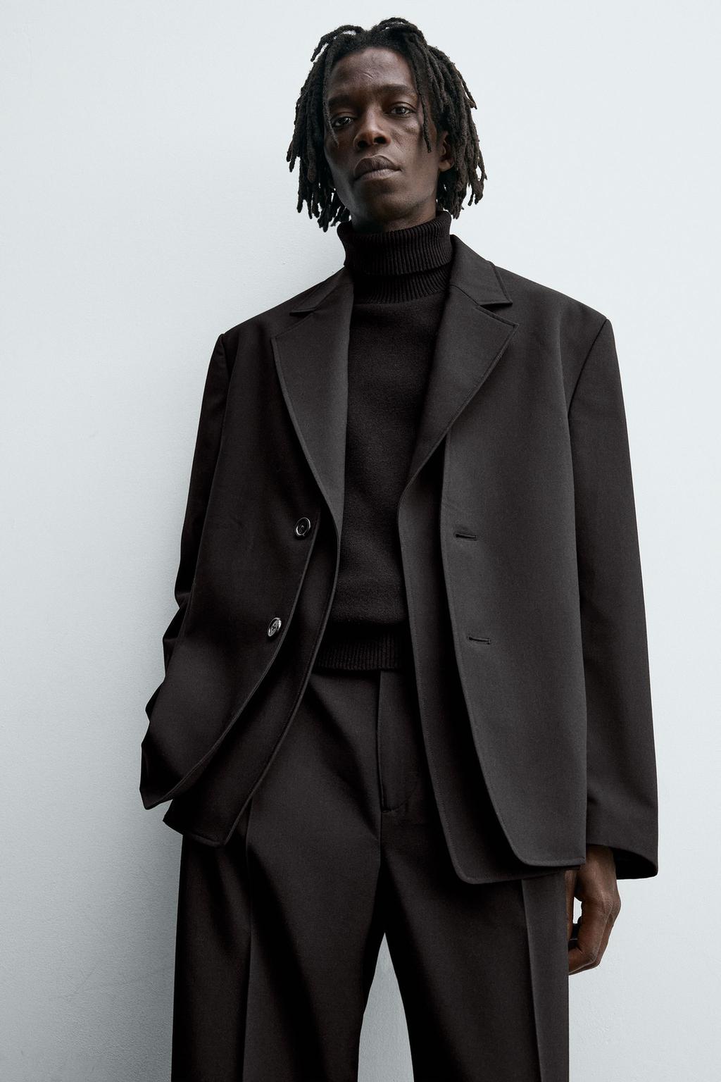 БЛЕЙЗЕР С ОТСТЕГИВАЮЩИМИСЯ ЛАЦКАНАМИ