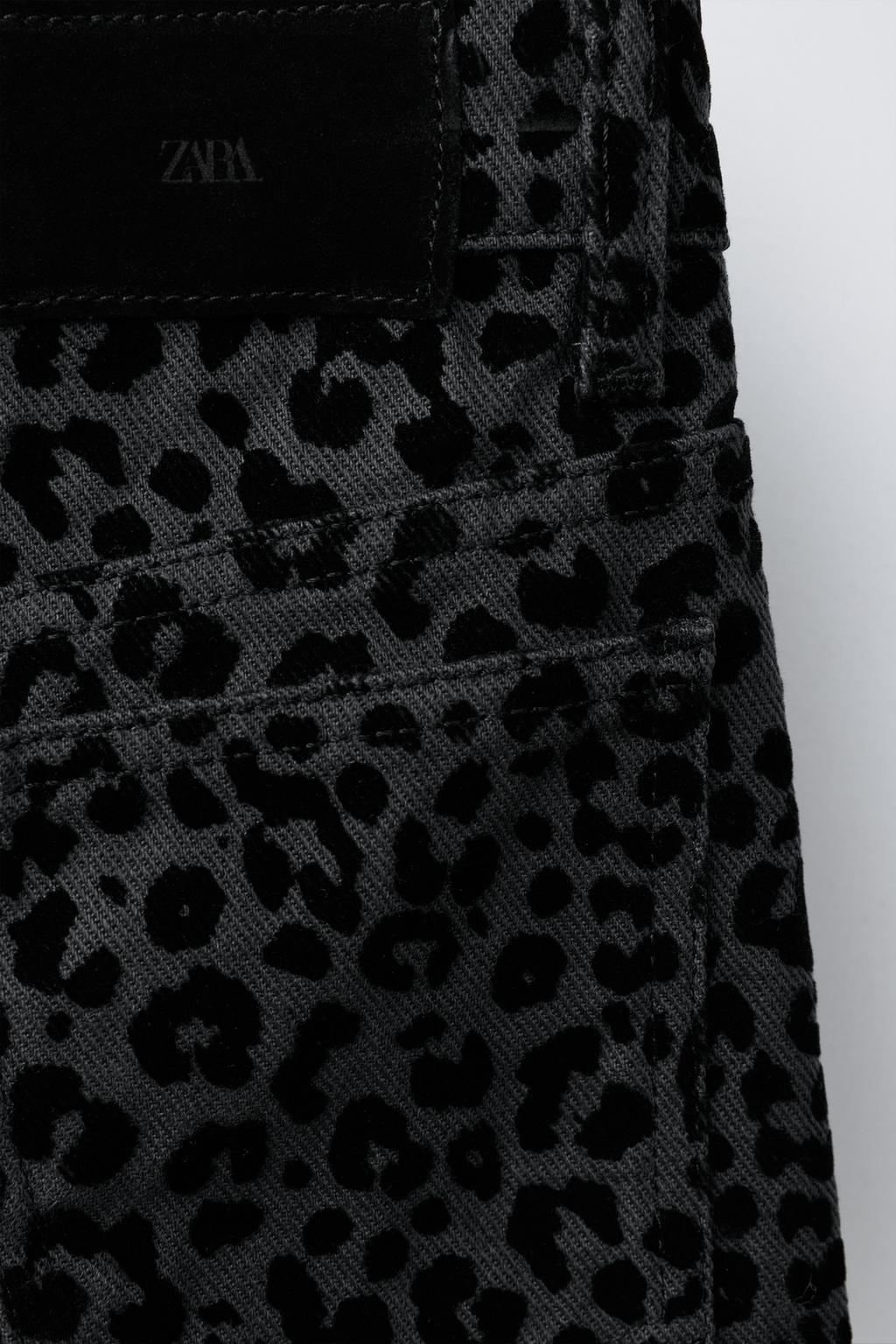 ДЖИНСЫ WIDE LEG С АНИМАЛИСТИЧЕСКИМ ФЛОК-ПРИНТОМ