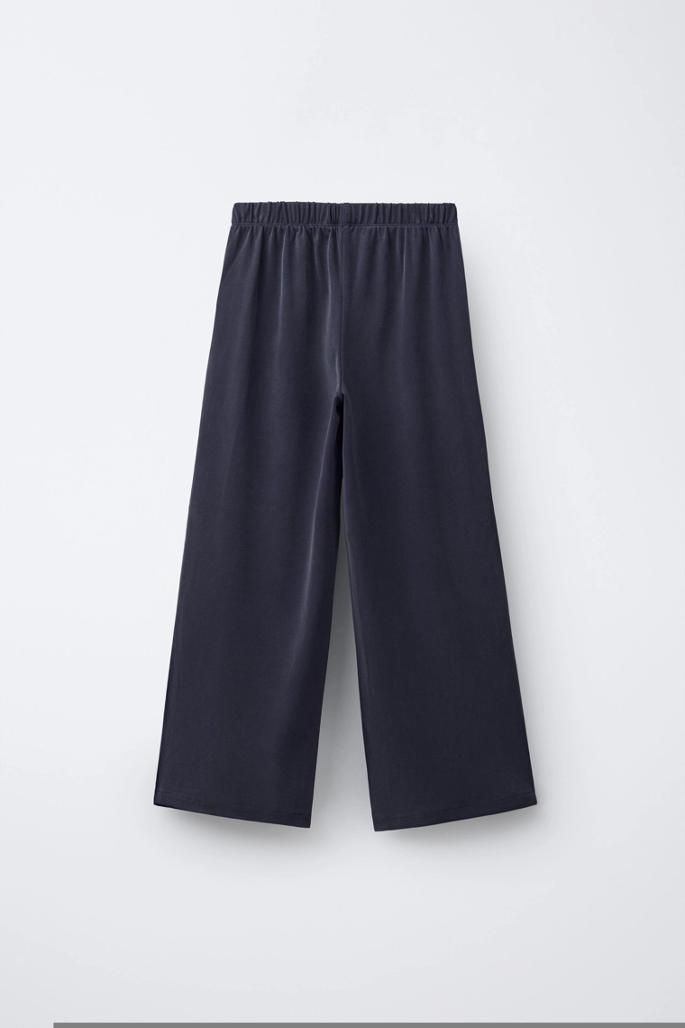 Спортивные широкие брюки со стрейчем