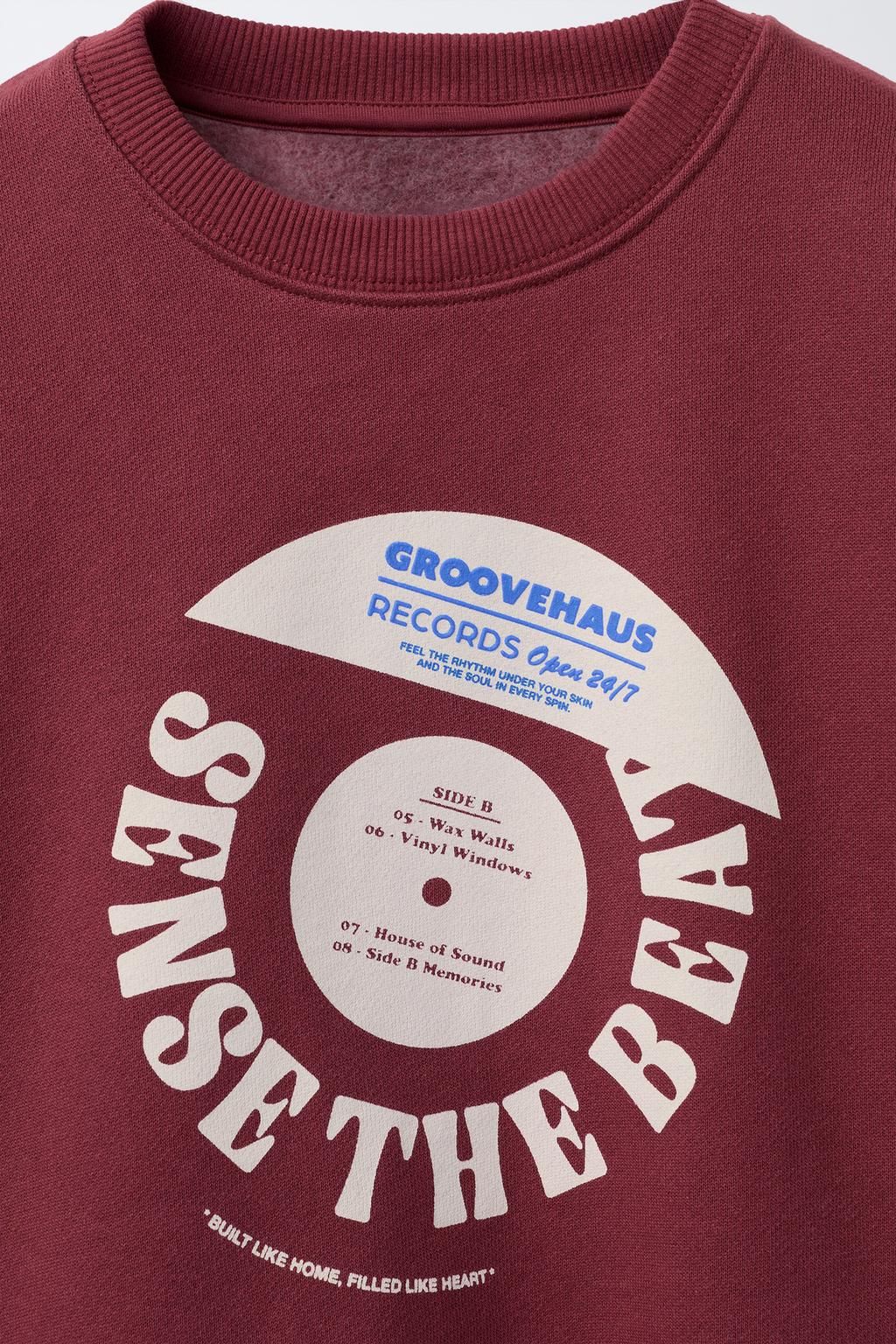 ТОЛСТОВКА С ВИНИЛОВЫМ ПРИНТОМ