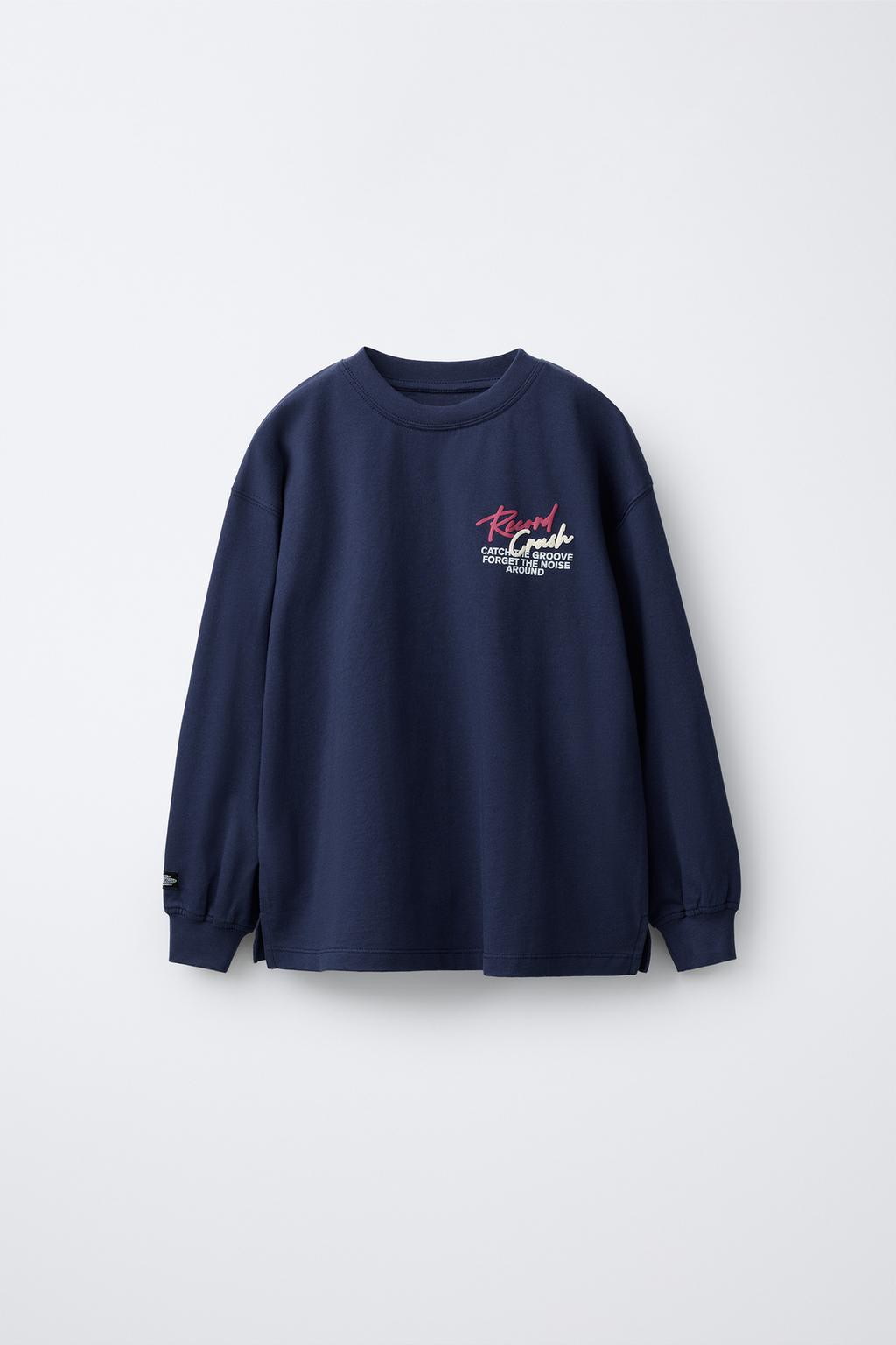 ФУТБОЛКА С РЕЛЬЕФНЫМ ПРИНТОМ