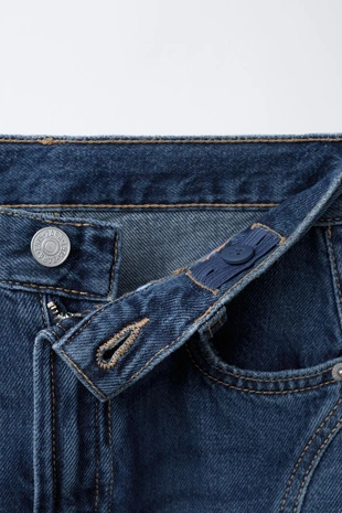 Джинсы BARREL с карманами и вышивкой- Заказать в России