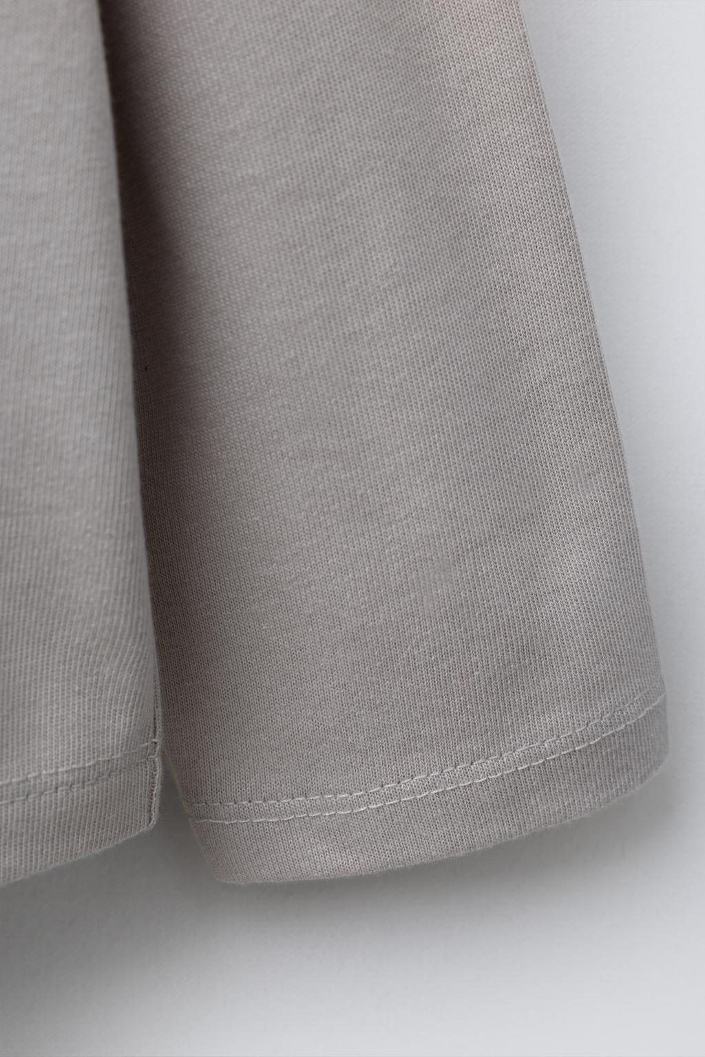 ФУТБОЛКА С ВЫШИТОЙ НАДПИСЬЮ