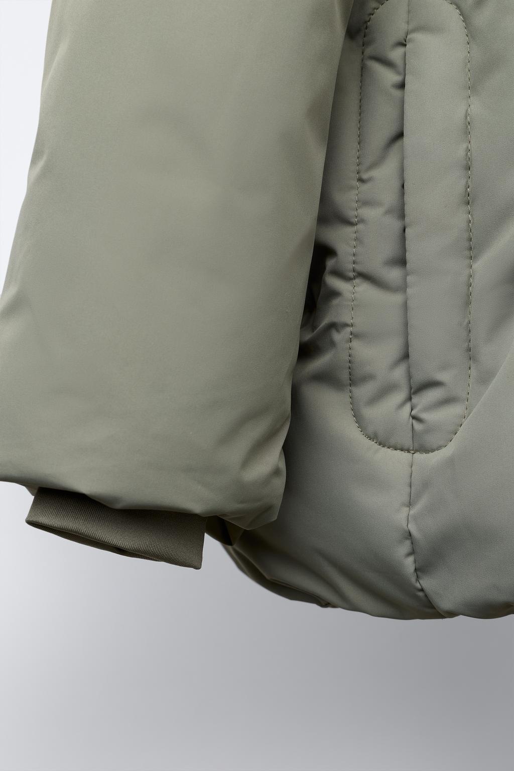 СТЕГАНОЕ ПАЛЬТО С КАПЮШОНОМ WATER REPELLENT