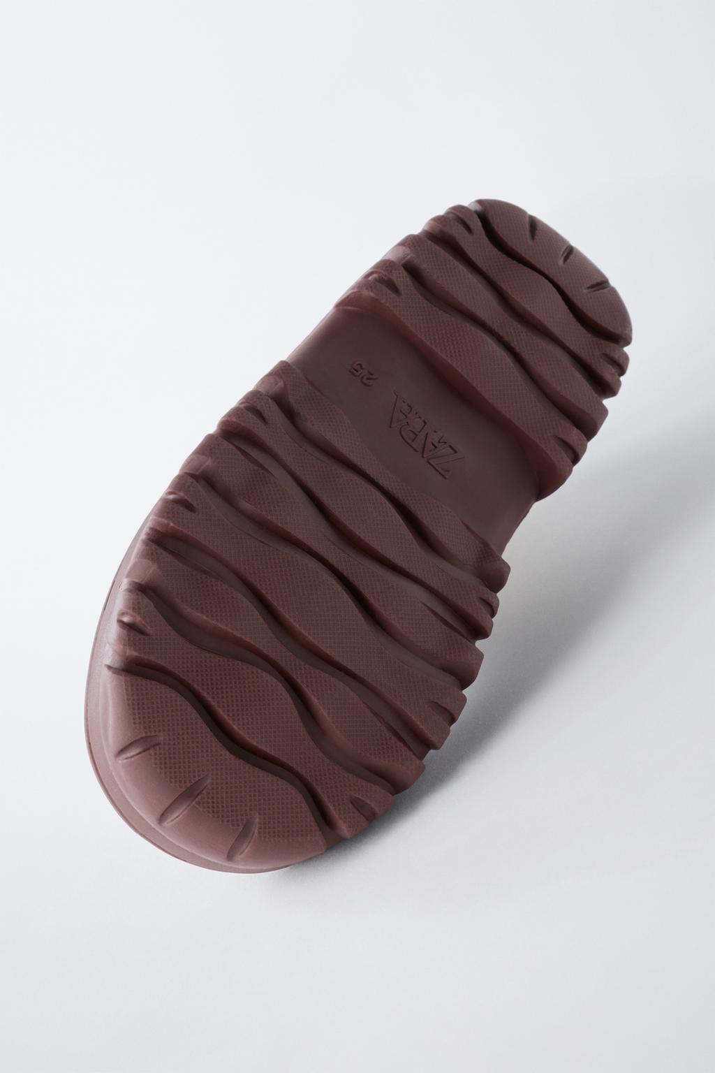 РЕЗИНОВЫЕ САПОГИ С ИСКУССТВЕННОЙ ОВЧИНОЙ