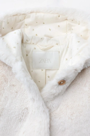 Куртка с капюшоном из искусственного меха- Заказать в России