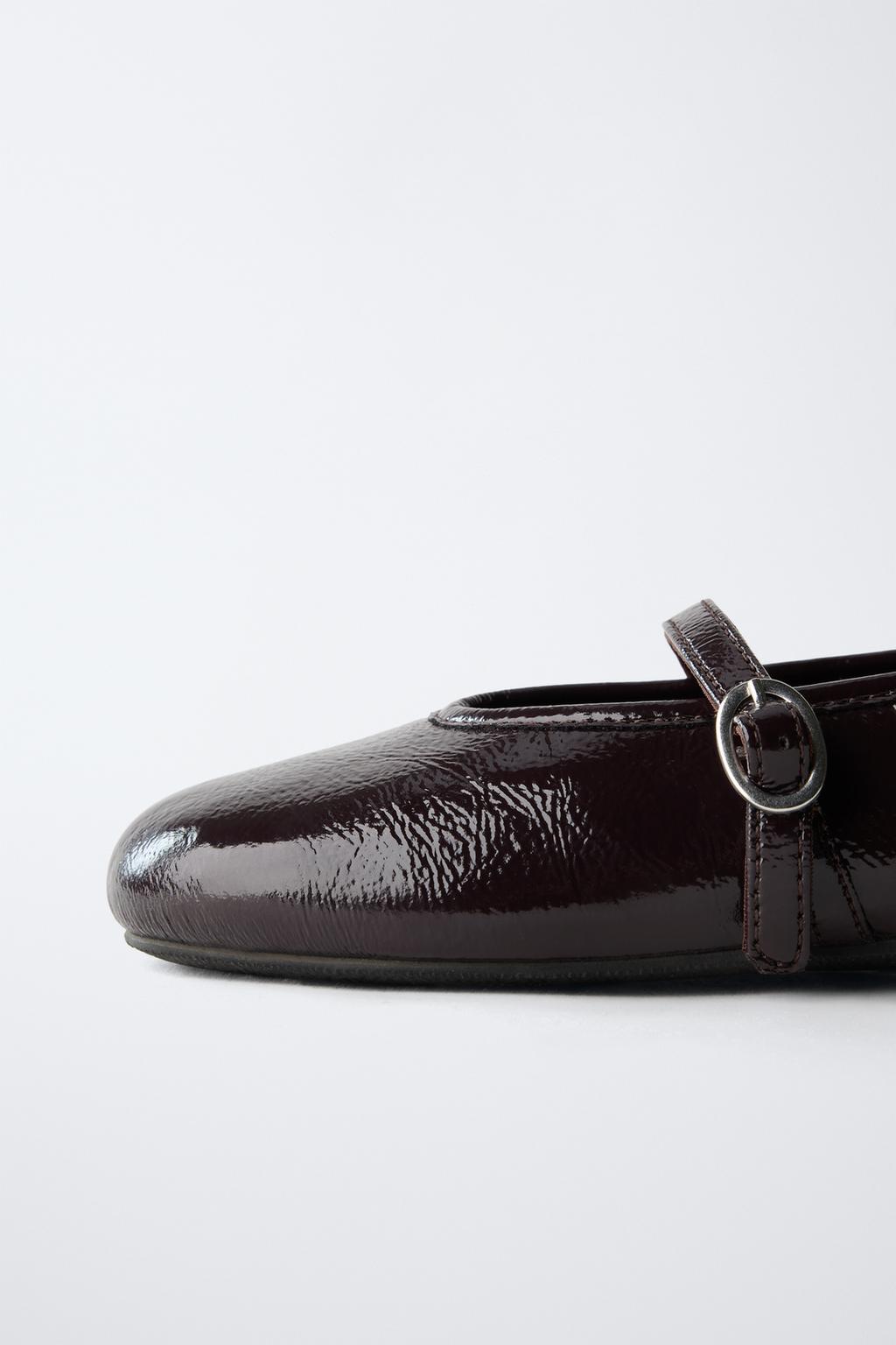 БАЛЕТКИ С ПРЯЖКОЙ