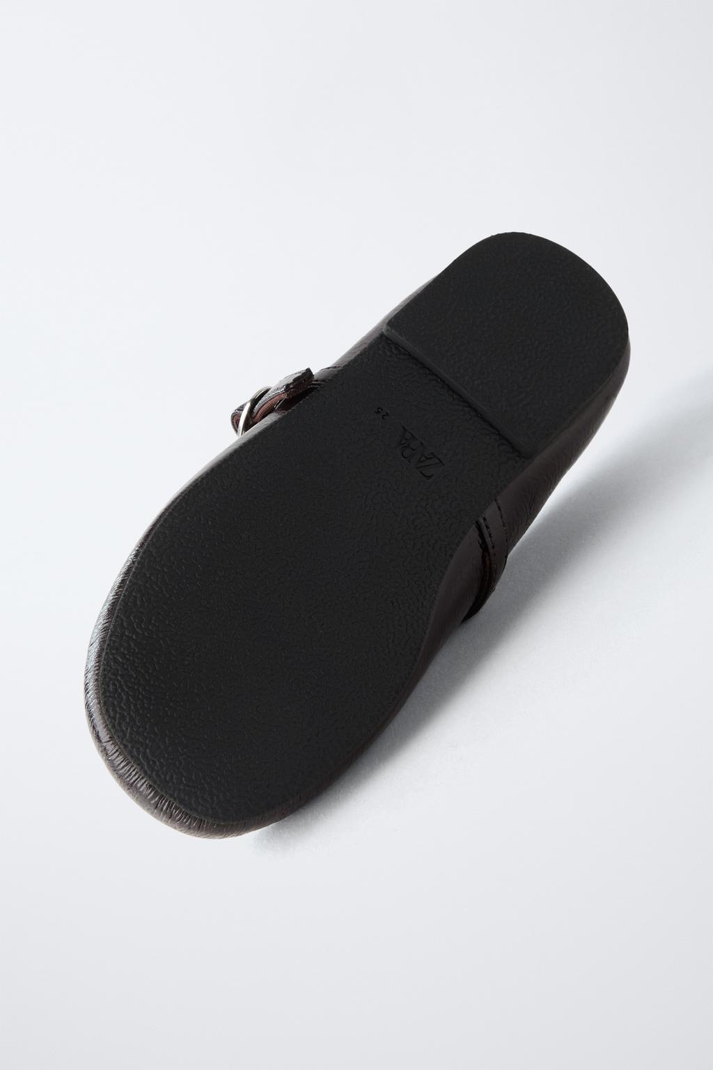 БАЛЕТКИ С ПРЯЖКОЙ