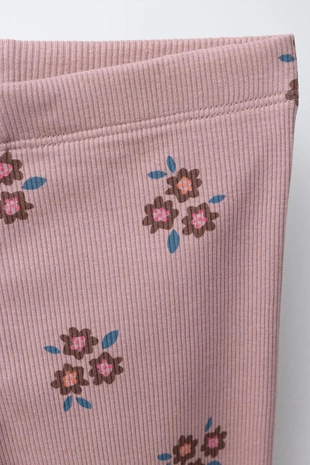 Комплект из футболки в рубчик и легинсов с цветочным принтом- Заказать в России