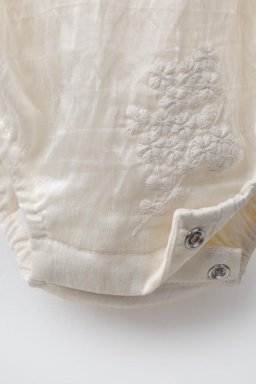 КОМБИНЕЗОН С ВЫШИВКОЙ «ЦВЕТЫ»