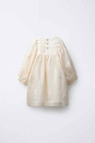 Платье с вышитыми цветами- Заказать в России