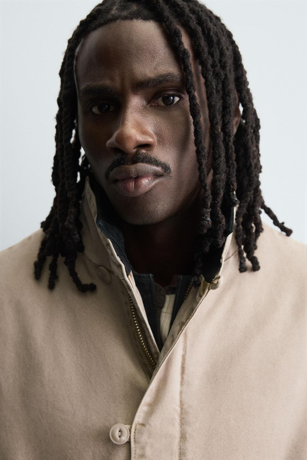 СТЕГАНЫЙ ЖИЛЕТ СВОБОДНОГО КРОЯ