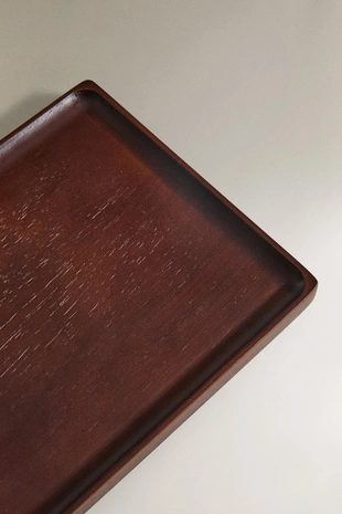 Деревянный поднос с зарядным устройством для телефона- Заказать в России