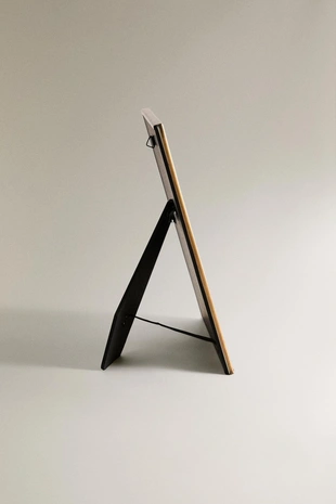 Фоторамка с тонкой металлической рамкой- Заказать в России