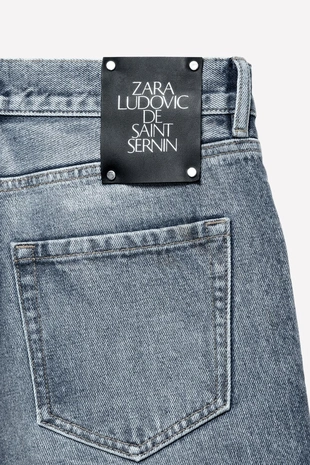 Джинсы со свободным кроем LUDOVIC DE SAINT SERNIN X ZARA из воскованного хлопка- Заказать в России