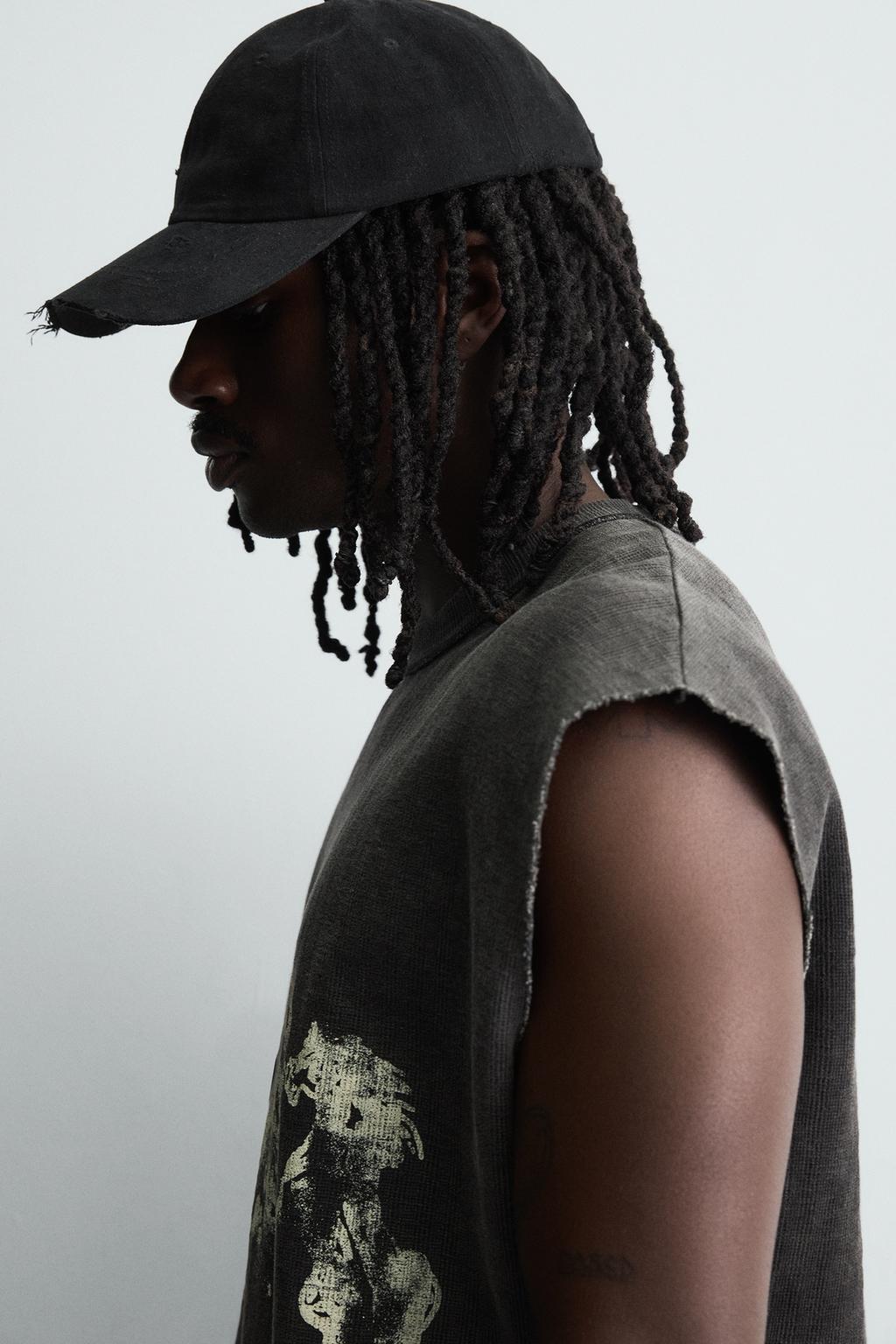 Майка с вязаным принтом лошади