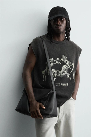 Майка с вязаным принтом лошади- Заказать в России