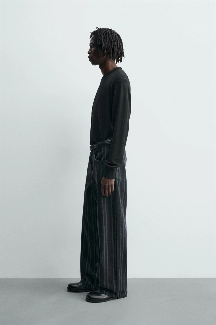 Джинсы в полоску свободного кроя