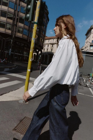 Рубашка из поплина с бусинами и рукавами «фонарик»- Заказать в России