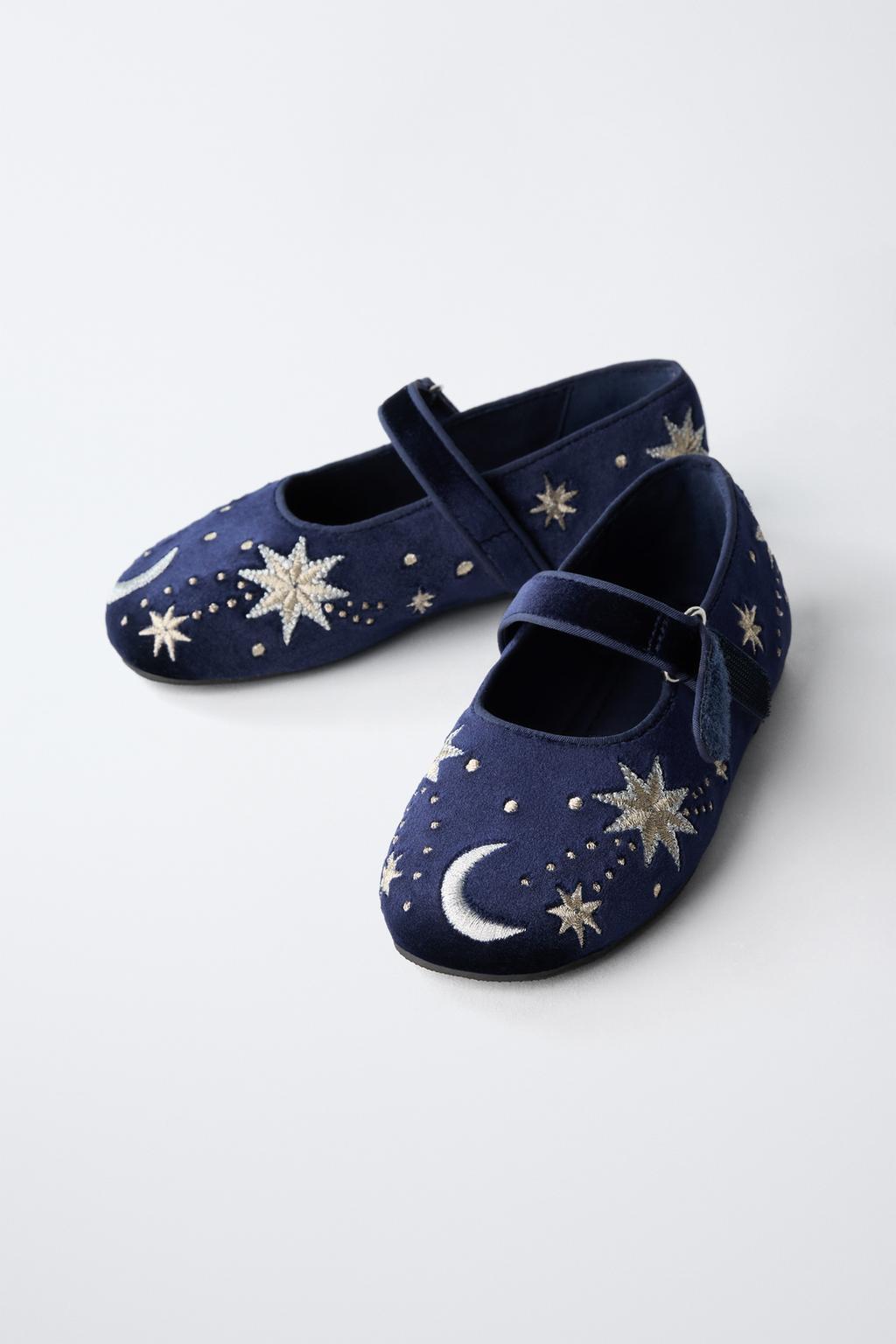 Туфли балетки из вельвета с вышивкой