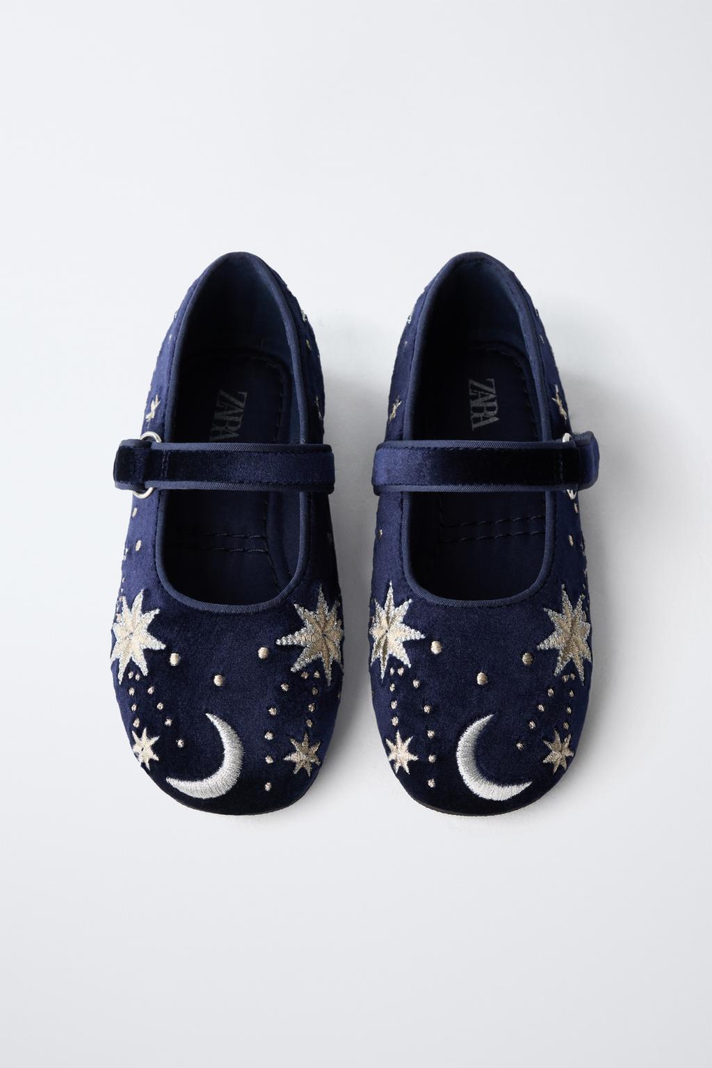 Туфли балетки из вельвета с вышивкой