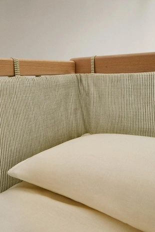 Чехол для борта кроватки из муслина в полоску- Заказать в России