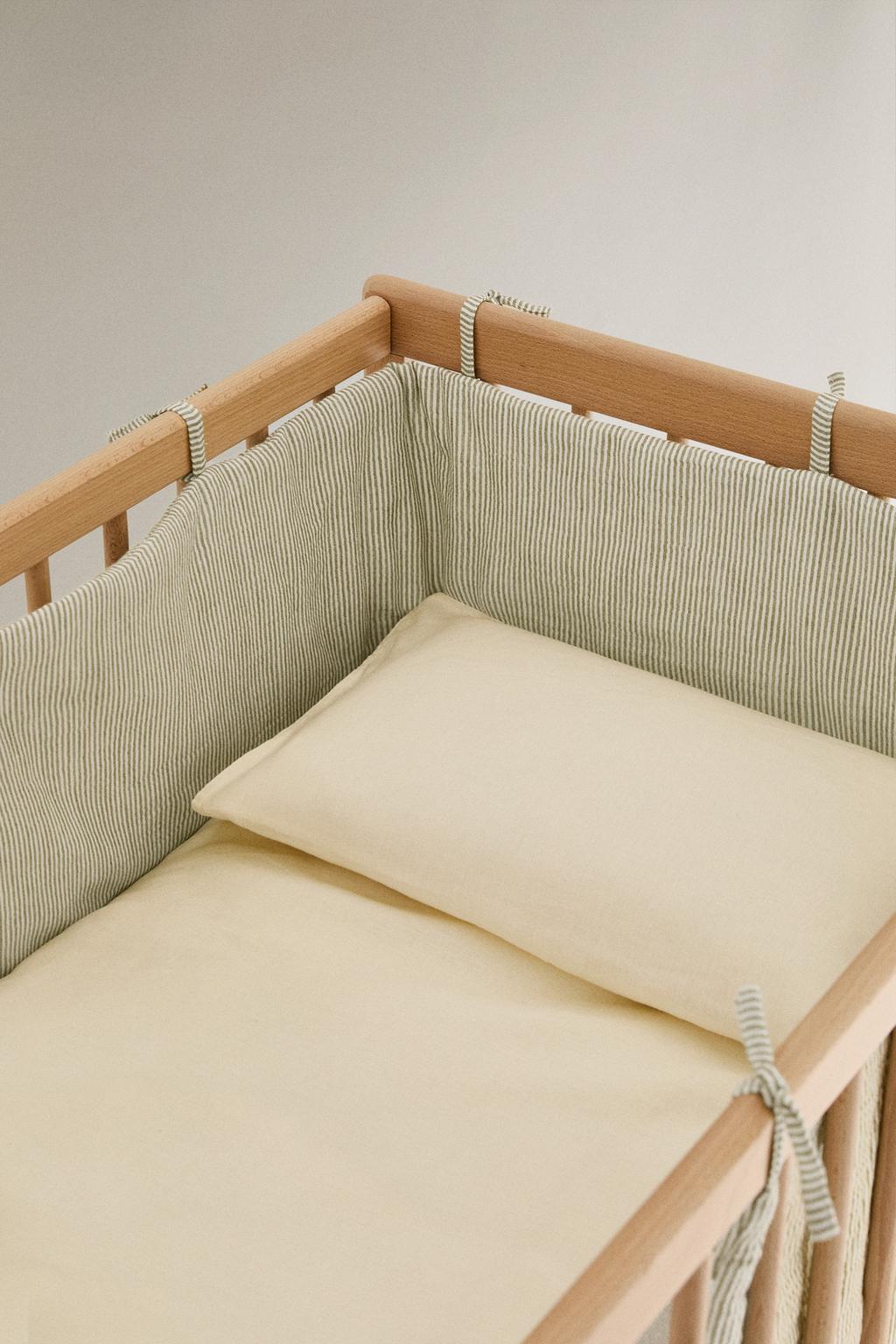 Чехол для борта кроватки из муслина в полоску