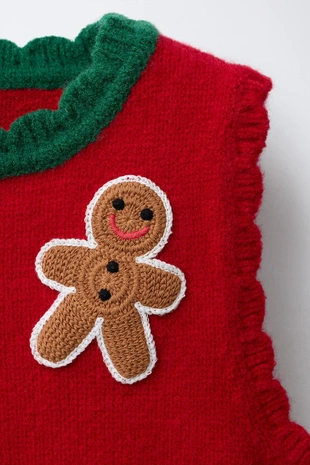 Вязаный жилет с аппликациями кроше- Заказать в России