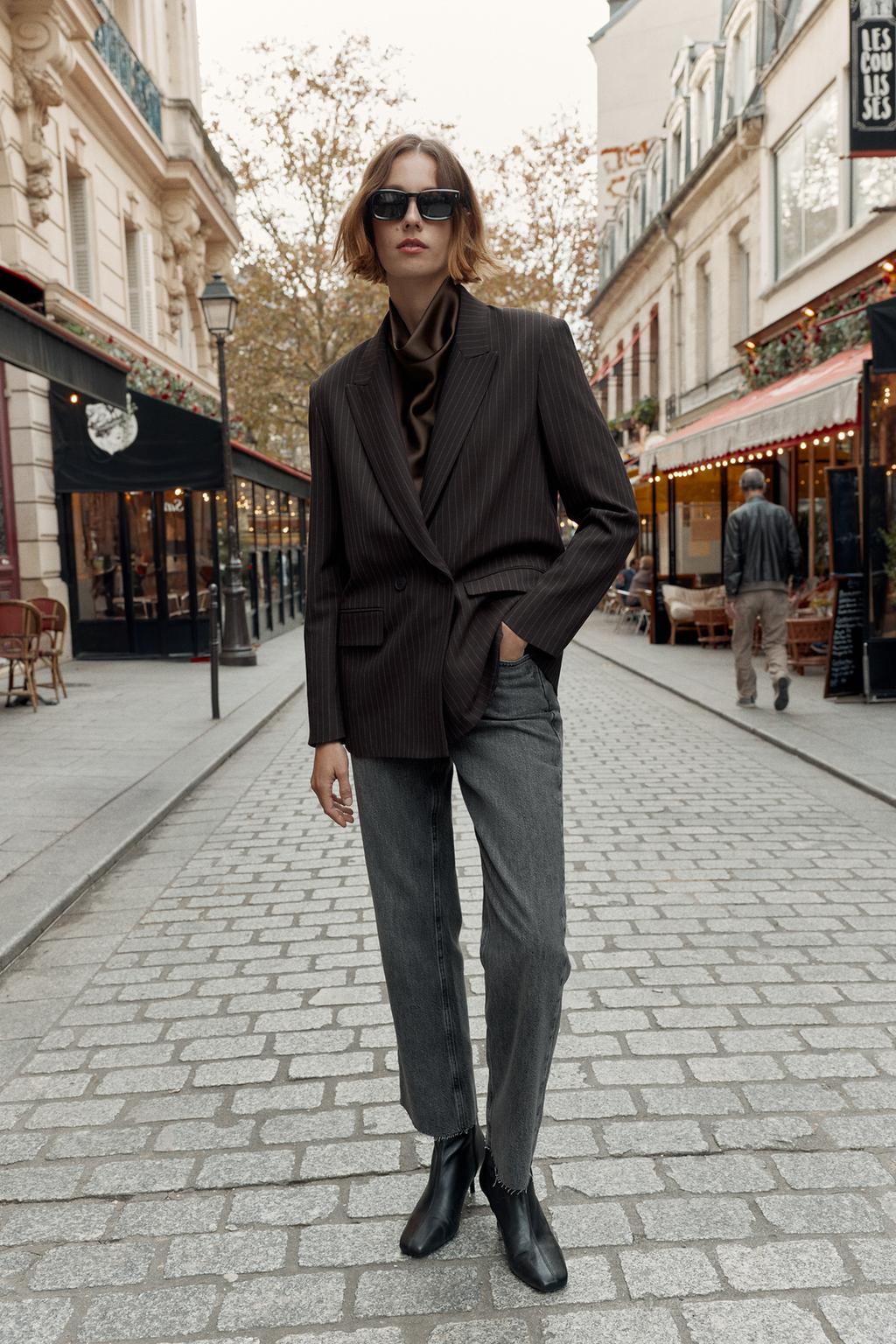 ДВУБОРТНЫЙ БЛЕЙЗЕР OVERSIZE В ТОНКУЮ ПОЛОСКУ