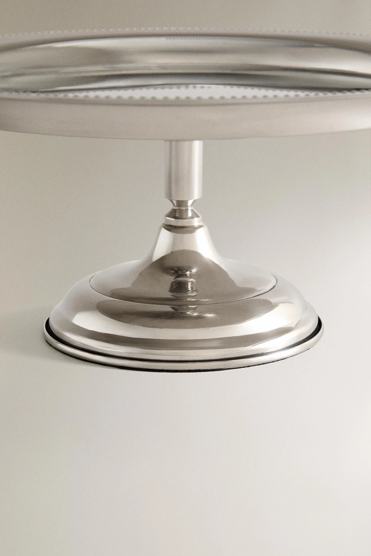 Стальная подставка для торта