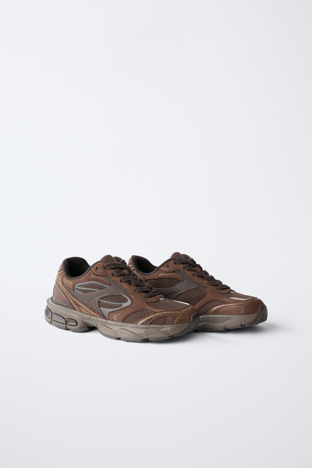 КРОССОВКИ ИЗ РАЗНЫХ МАТЕРИАЛОВ