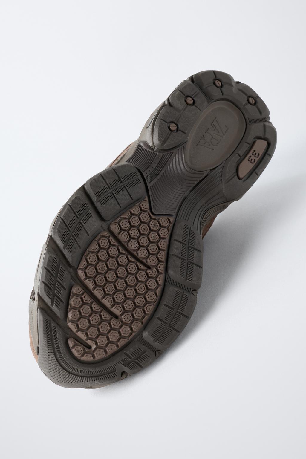 КРОССОВКИ ИЗ РАЗНЫХ МАТЕРИАЛОВ