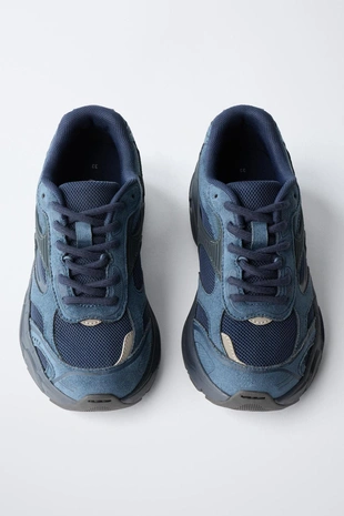 Кроссовки из разных материалов- Заказать в России