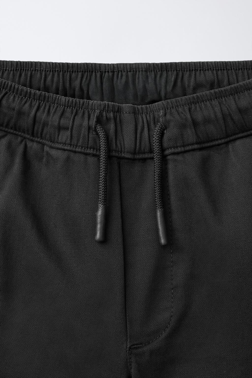 БАЗОВЫЕ БРЮКИ ЧИНОС С НАШИВКОЙ