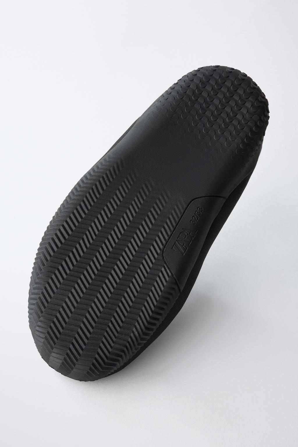 СТЕГАНЫЕ КРОССОВКИ