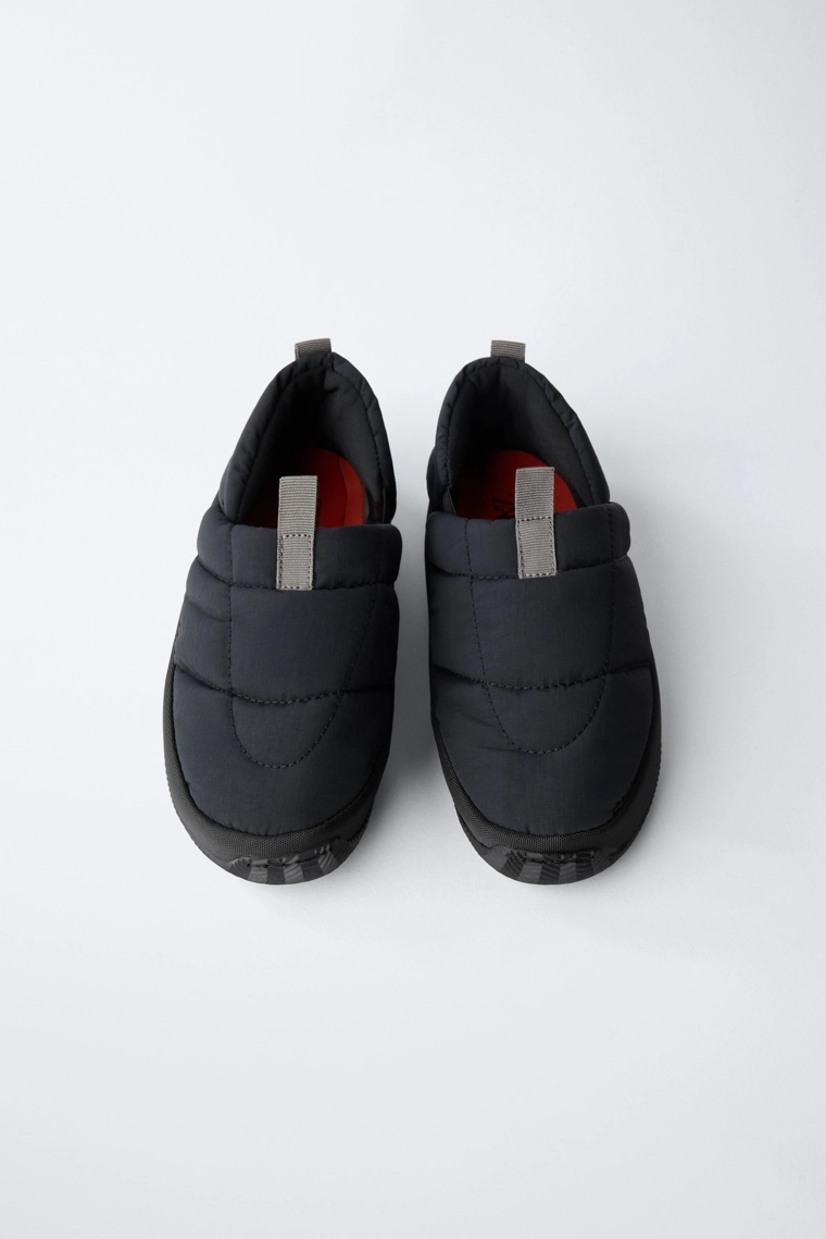 Кроссовки с наполнителем