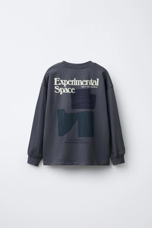 Футболка с рельефной надписью- Заказать в России