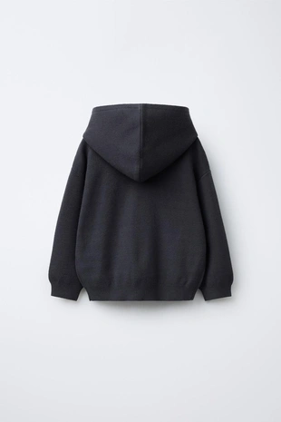 Трикотажный джерси с нашивкой-буквой- Заказать в России