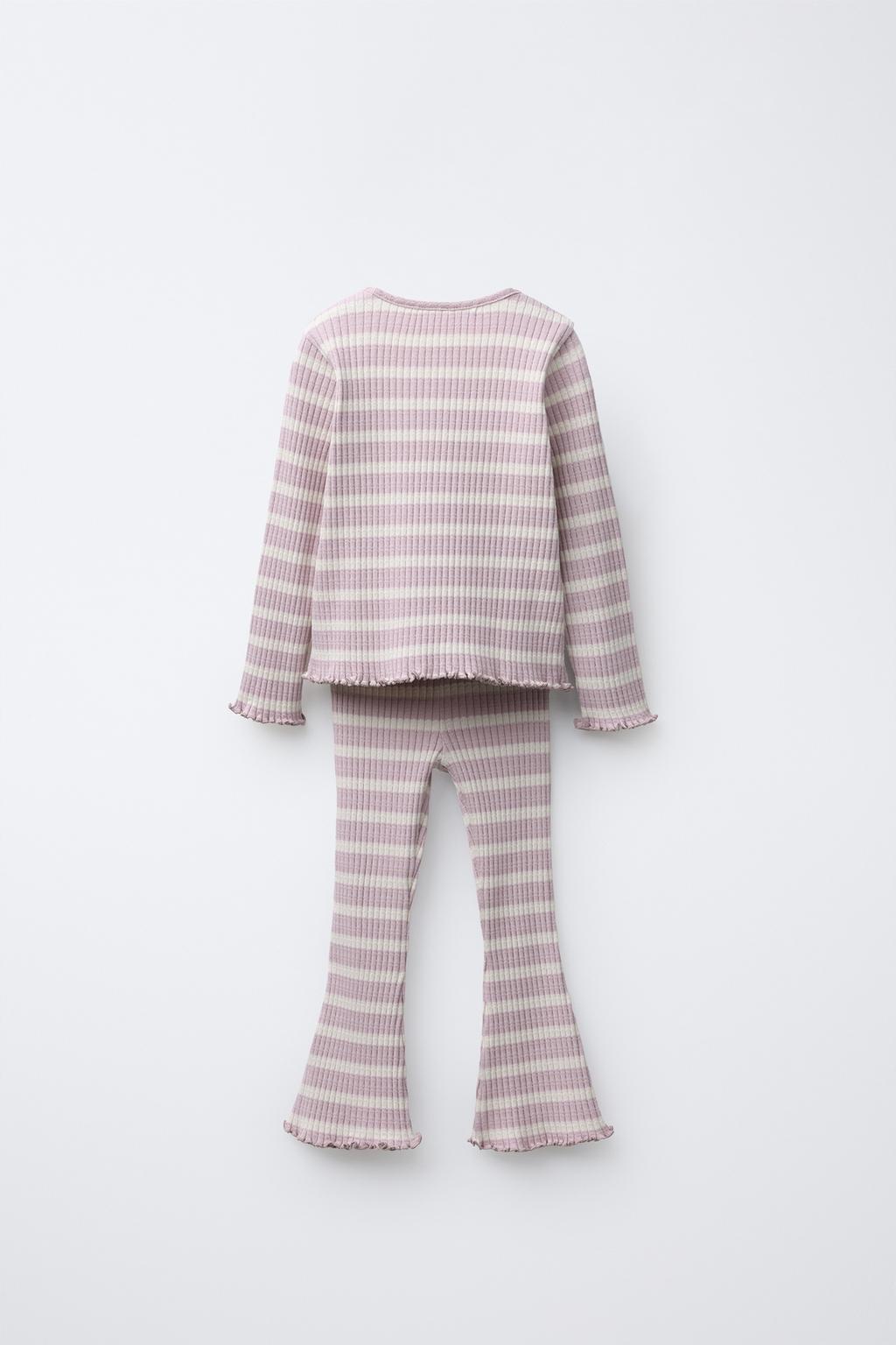 КОМПЛЕКТ ИЗ ФУТБОЛКИ И РАСКЛЕШЕННЫХ ЛЕГИНСОВ В РУБЧИК В ПОЛОСКУ