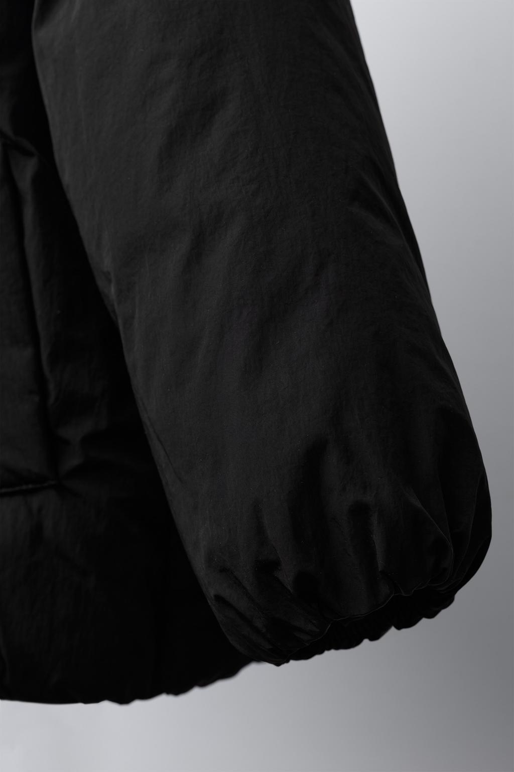 ДВУБОРТНОЕ ПАЛЬТО С КАПЮШОНОМ И БАНТИКАМИ