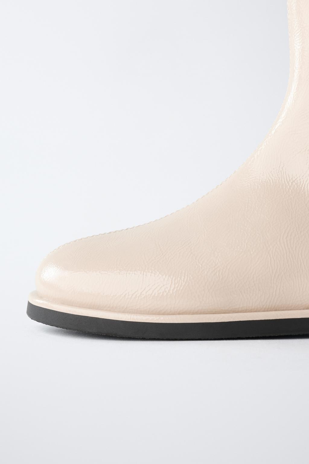 ЛАКИРОВАННЫЕ БОТИЛЬОНЫ ЦВЕТА ЭКРЮ