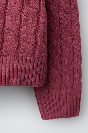 Свитер с узором «косы»- Заказать в России