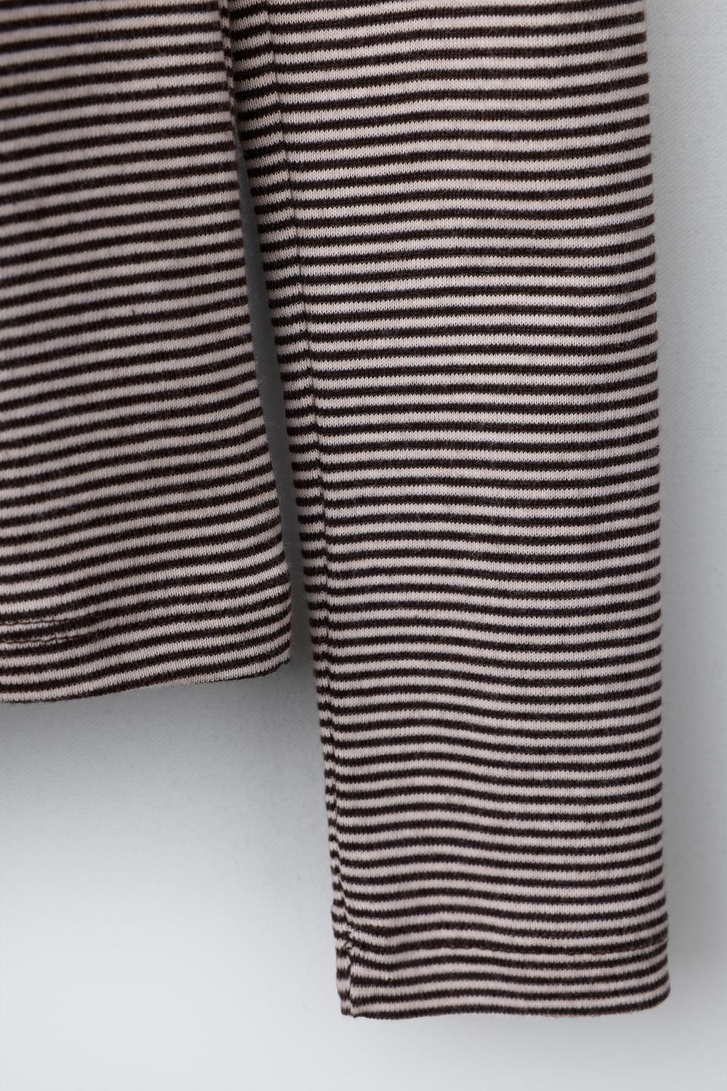 ФУТБОЛКА В ПОЛОСКУ