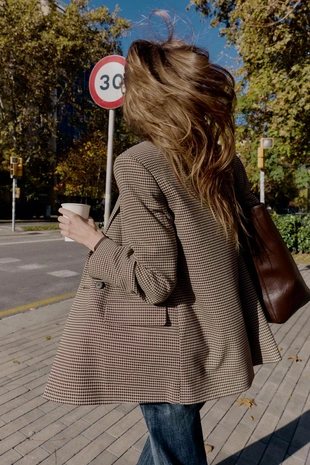 Двубортный блейзер оверсайз- Заказать в России